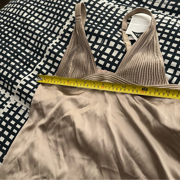 Stunning La Perla Lingerie “Camisole” - Picture 12 of 12